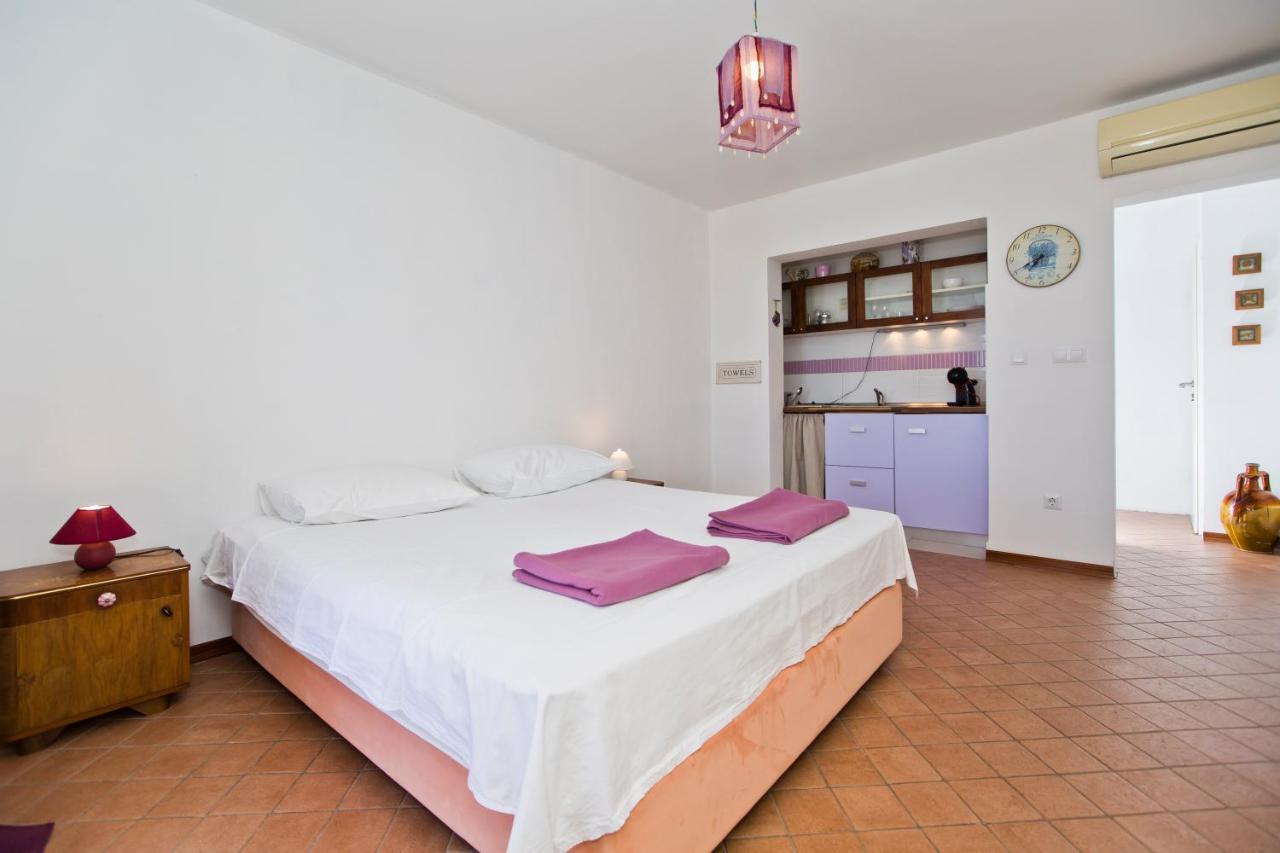 Appartamento Rino Hvar Town Esterno foto